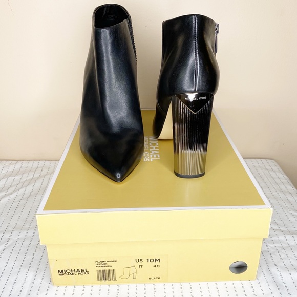 {Michael Kors} Paloma leather bootie - Picture 8 of 8